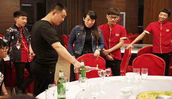 管理工程系教师为唐山湾国际旅游岛做餐饮服务培训